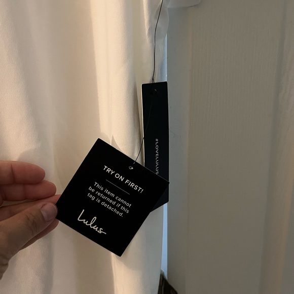 Lulu Brand Short Sleeve Casual Wedding Dress - Picture 2 of 4